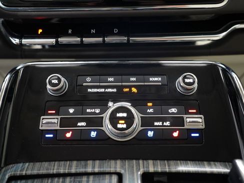 Used 2020 Lincoln Navigator L Black Label AWD/4WD image 22