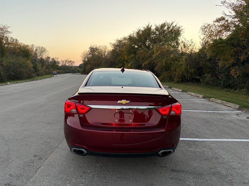 Used 2016 Chevrolet Impala LTZ w/ Enhanced Convenience Package FWD image 4