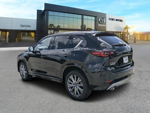 New 2025 MAZDA CX-5 Signature image 7