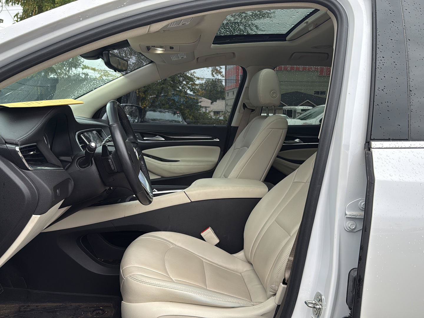 Used 2022 Buick Enclave Essence w/ Experience Buick Package AWD/4WD image 9
