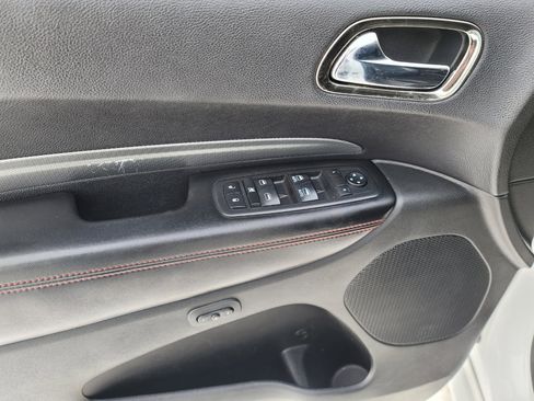Used 2018 Dodge Durango GT image 28