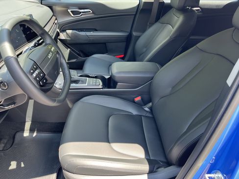 New 2026 Kia Sportage EX w/ EX Panorama Roof Package FWD image 19