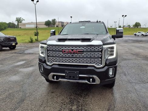 Used 2021 GMC Sierra 2500 Denali w/ Denali Black Diamond Edition AWD/4WD image 44