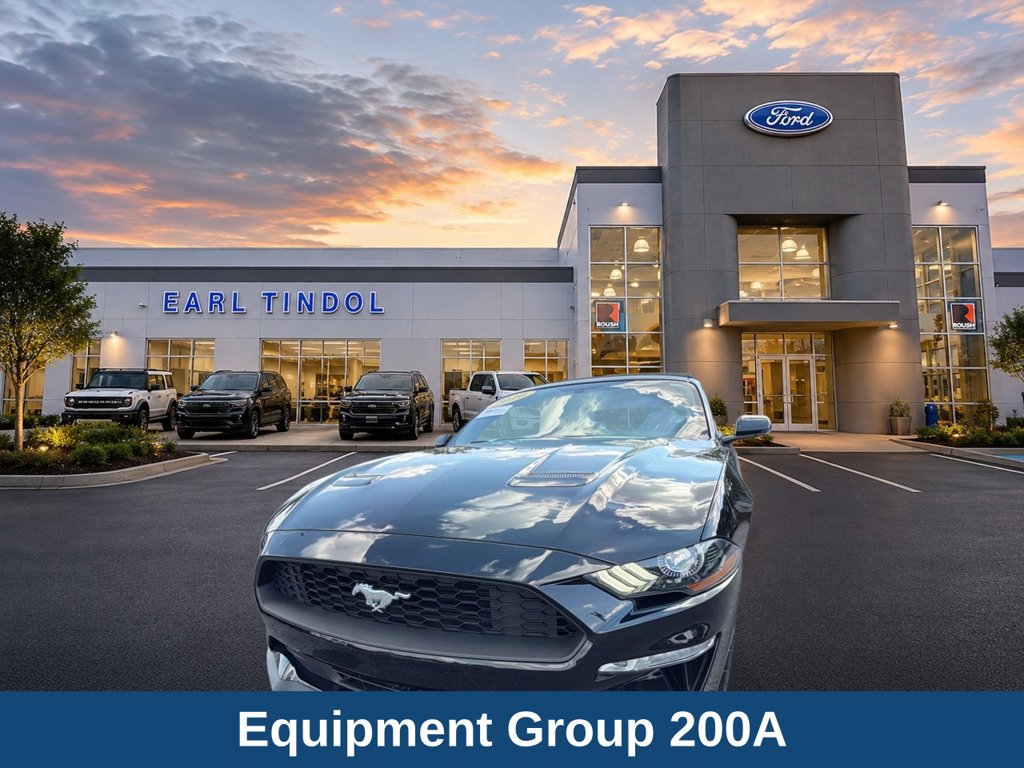 Used 2020 Ford Mustang Premium RWD image 3