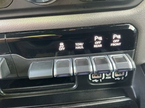 Used 2020 RAM 1500 Big Horn image 34