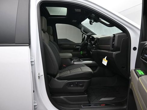 New 2026 Chevrolet Silverado 2500 ZR2 w/ LPO, Dark Essentials Package image 40