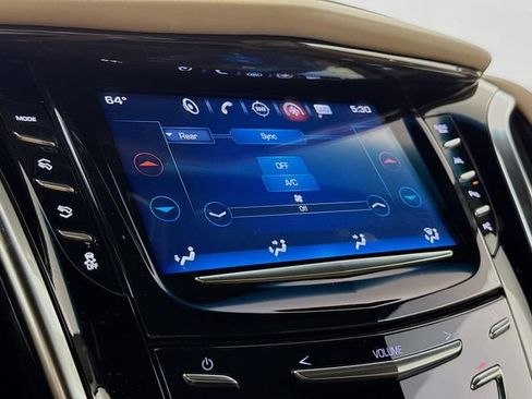 Used 2019 Cadillac Escalade ESV Platinum AWD/4WD image 16