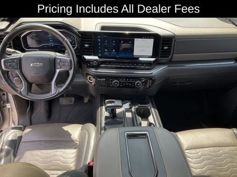 Used 2022 Chevrolet Silverado 1500 ZR2 w/ Technology Package AWD/4WD image 4