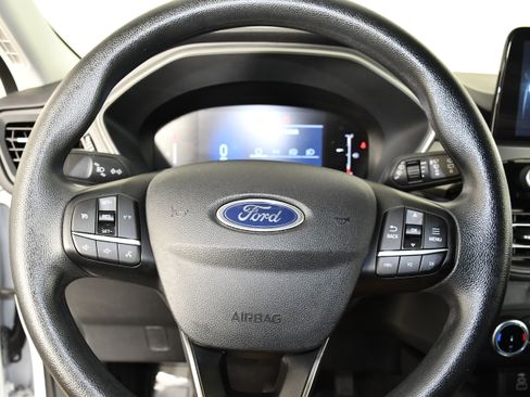 Used 2025 Ford Escape Active AWD/4WD image 18