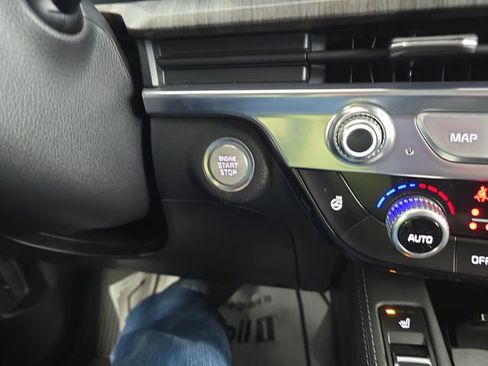 Used 2024 Kia Telluride SX Prestige w/ Towing Package image 28