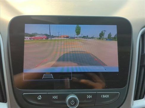 Used 2023 Chevrolet Malibu LS FWD image 14