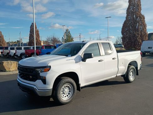 New 2026 Chevrolet Silverado 1500 W/T image 16
