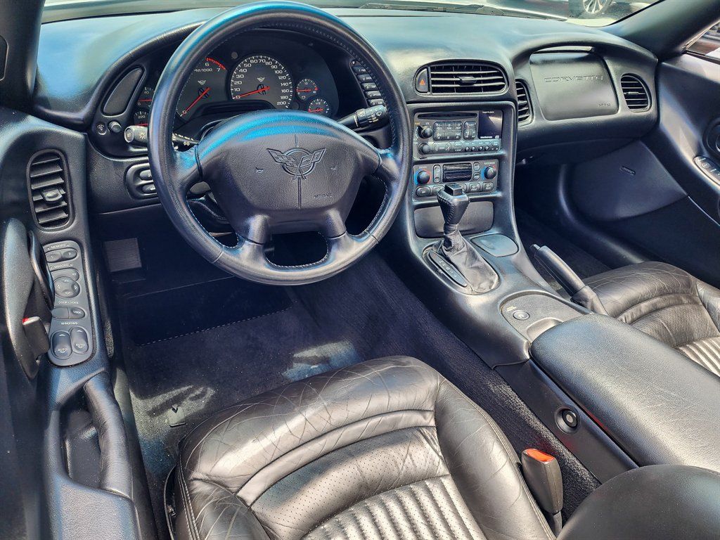 Used 2000 Chevrolet Corvette Convertible w/ Memory Pkg RWD image 20