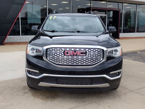 Used 2017 GMC Acadia Denali w/ Technology Package AWD/4WD image 2
