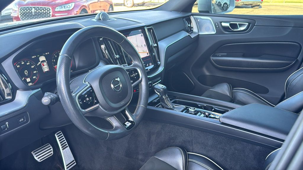 Used 2018 Volvo XC60 T6 R-Design w/ Convenience Package AWD/4WD image 18