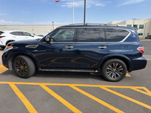 Used 2019 Nissan Armada Platinum w/ Captain's Chairs Package RWD image 3