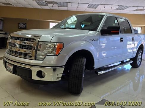 Used 2013 Ford F150 XLT w/ Luxury Equipment Group RWD image 2