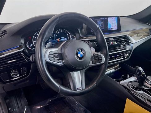 Used 2019 BMW 530i w/ Convenience Package image 11