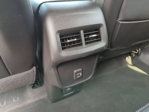 Used 2023 GMC Terrain SLT w/ LPO, Floor Liner Package AWD/4WD image 20