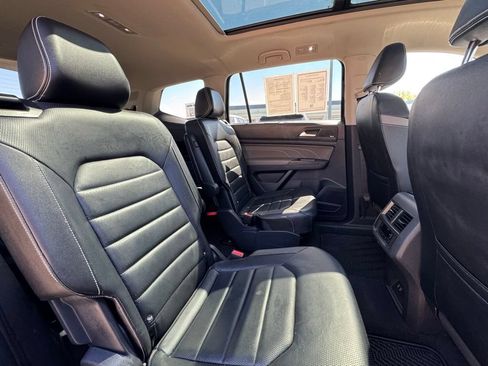 Used 2023 Volkswagen Atlas SEL Premium AWD/4WD image 32