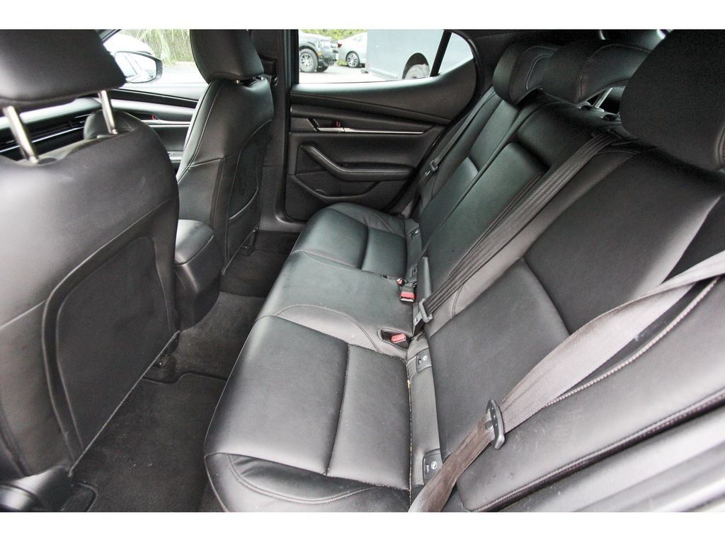 Used 2021 MAZDA MAZDA3 s FWD image 12