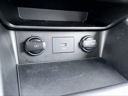 Used 2022 Hyundai Kona SEL FWD image 31