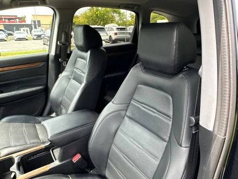 Used 2022 Honda CR-V Touring image 8