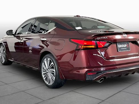 Certified 2023 Nissan Altima 2.5 SL FWD image 19