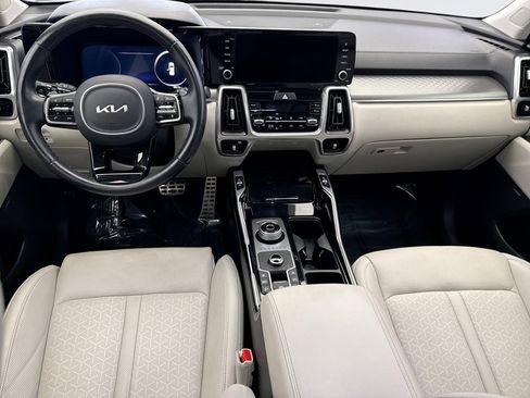 Used 2023 Kia Sorento SX Prestige image 14