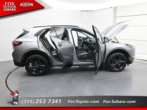 Used 2025 Buick Envision Sport Touring AWD/4WD image 37