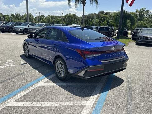 Certified 2024 Hyundai Elantra SEL FWD image 8