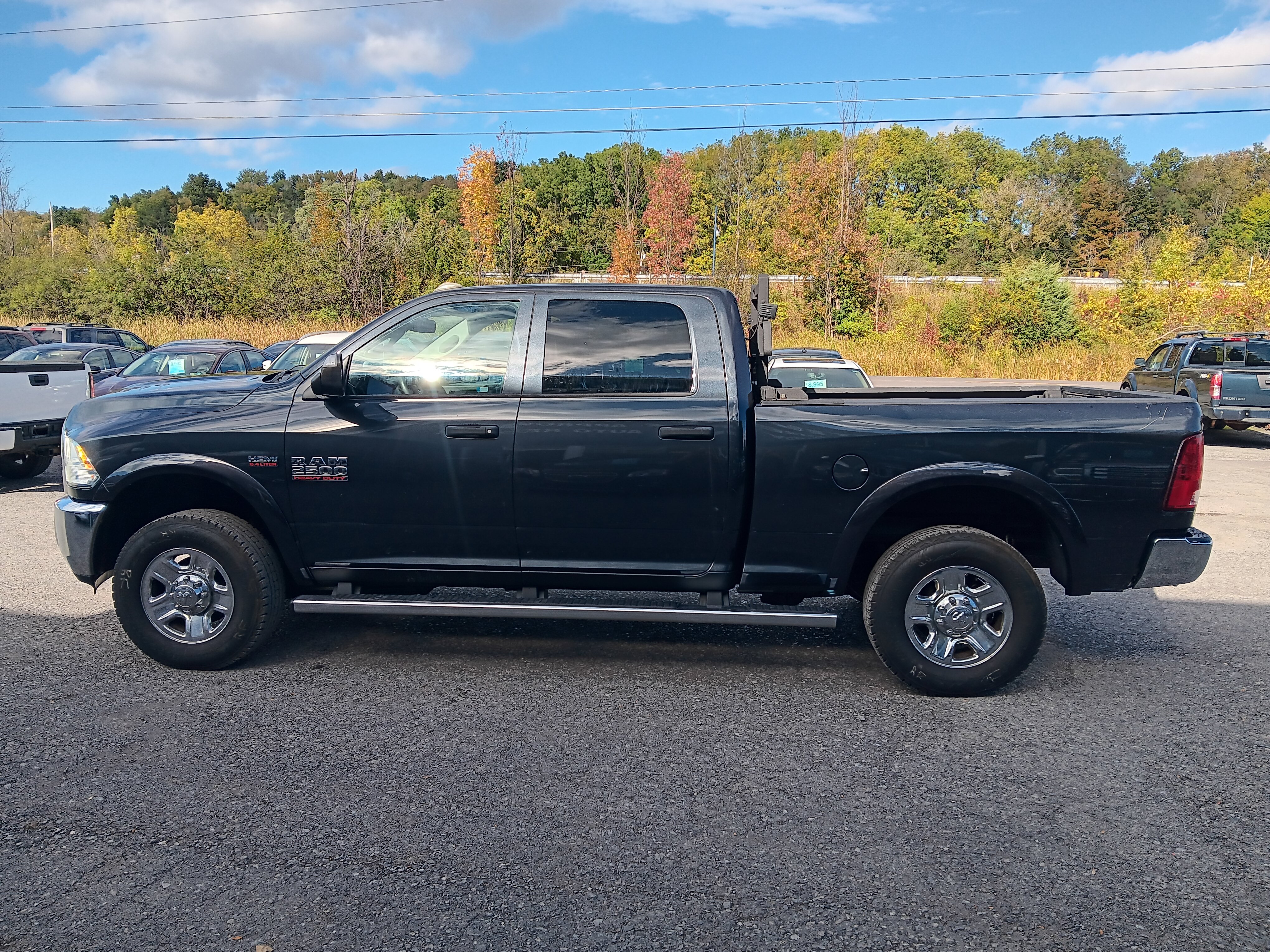 Used 2016 RAM 2500 Tradesman w/ Chrome Appearance Group AWD/4WD image 2