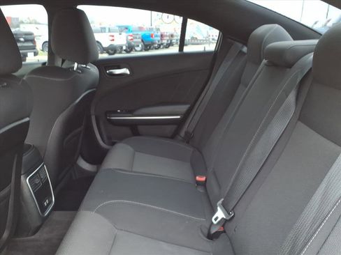 Used 2018 Dodge Charger R/T Scat Pack image 15