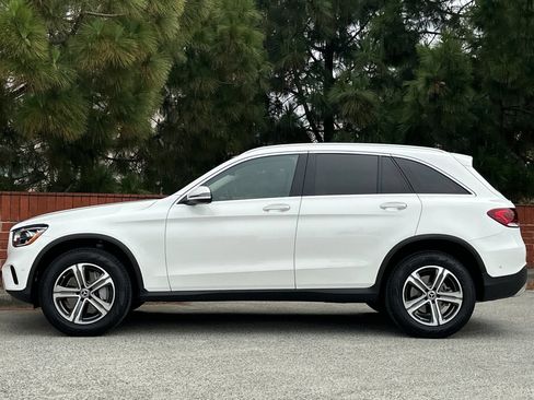 Used 2021 Mercedes-Benz GLC 300 4MATIC image 8