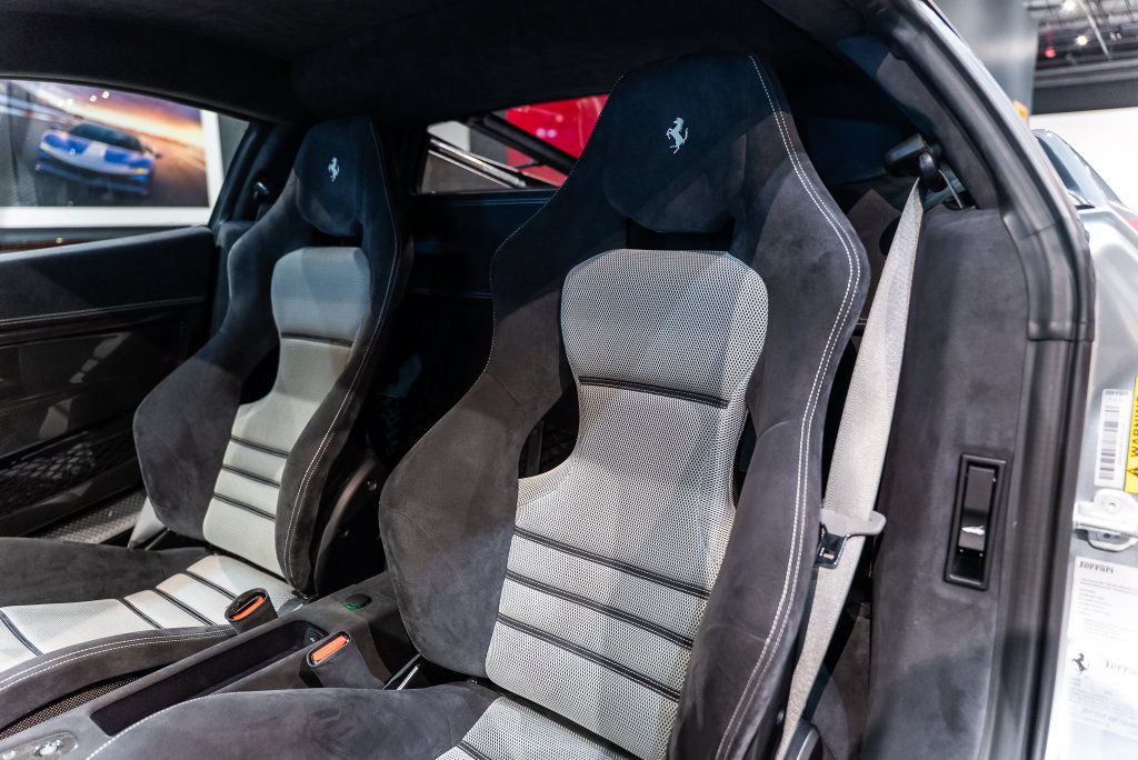 Used 2015 Ferrari 458 Speciale Coupe RWD image 4