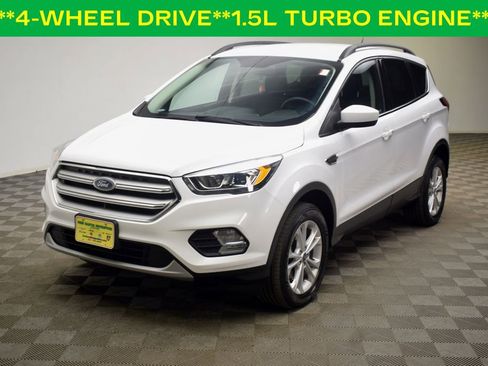 Used 2019 Ford Escape SEL image 3