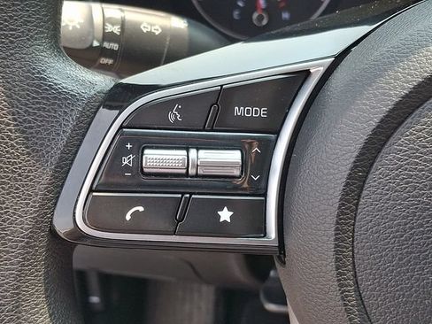Used 2023 Kia Forte LXS FWD image 22