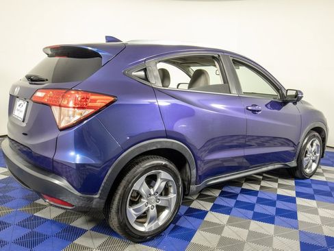 Used 2017 Honda HR-V EX-L image 4