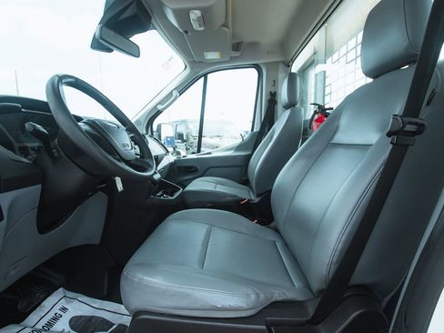 Used 2018 Ford Transit 250 138 image 15