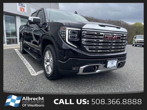 Used 2023 GMC Sierra 1500 Denali w/ Technology Package AWD/4WD image 7