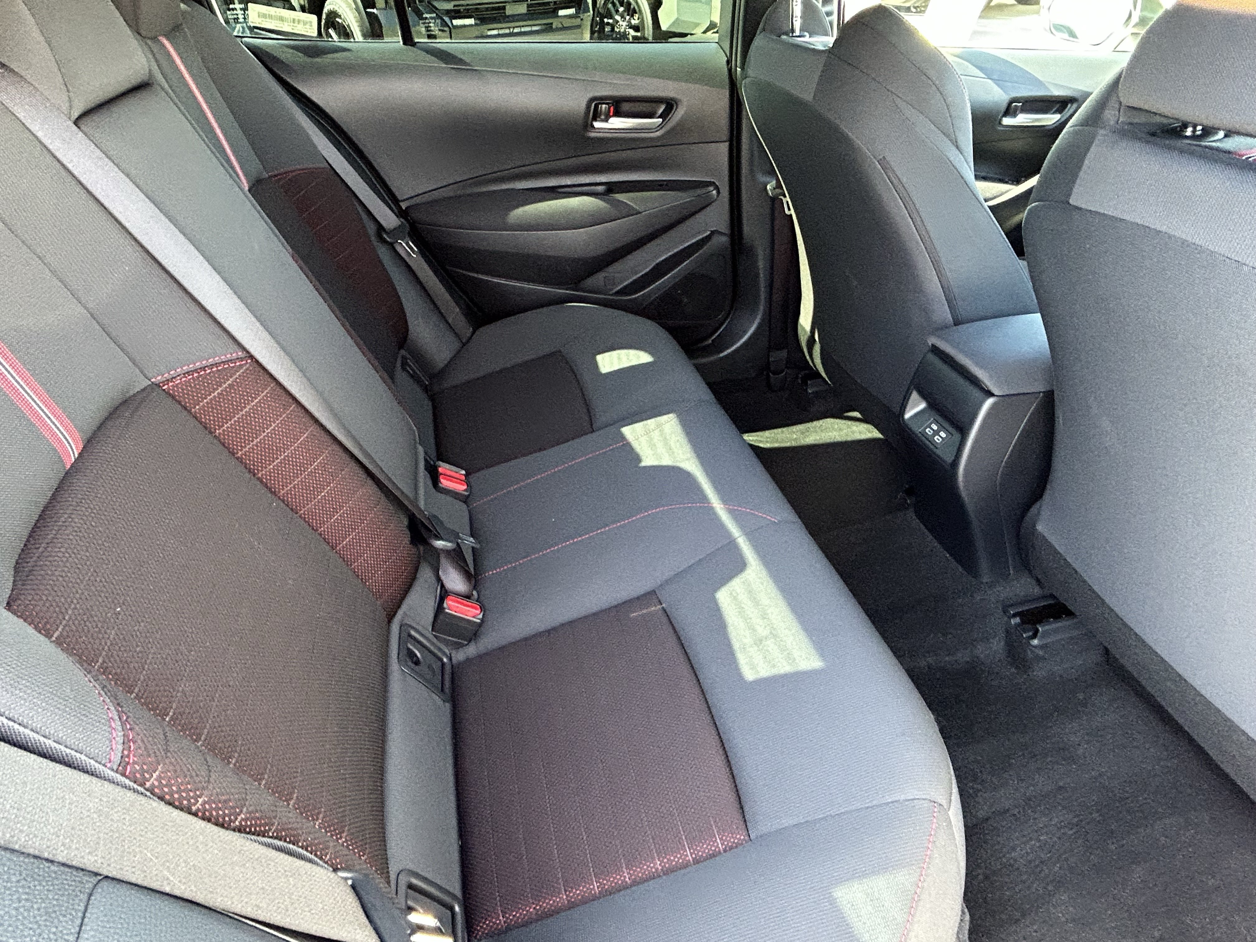 Certified 2026 Toyota Corolla SE w/ SE Package FWD image 12