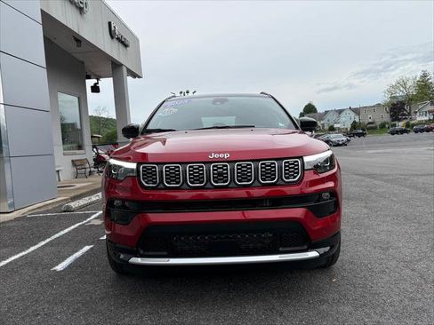 Certified 2025 Jeep Compass Limited w/ Elite Group AWD/4WD image 4