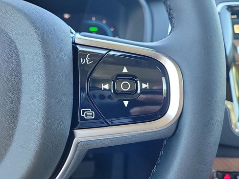 New 2024 Volvo XC90 T8 Plus w/ Protection Package Premier image 29