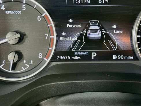 Used 2023 Nissan Rogue SV FWD image 16