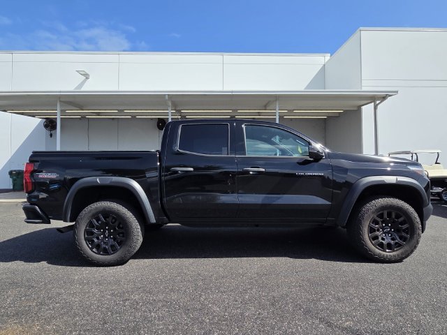 Used 2024 Chevrolet Colorado Trail Boss w/ Technology Package AWD/4WD image 7
