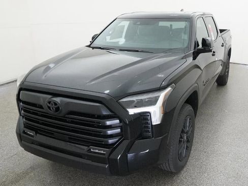 New 2026 Toyota Tundra Limited AWD/4WD image 16