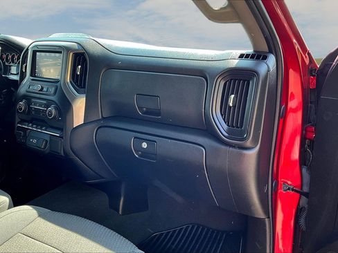 Used 2021 Chevrolet Silverado 1500 Custom Trail Boss AWD/4WD image 18