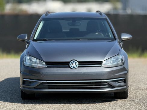 Used 2018 Volkswagen Golf SE FWD image 5