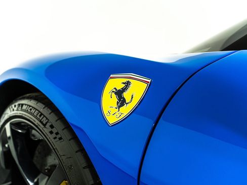 Used 2023 Ferrari SF90 Stradale AWD/4WD image 9