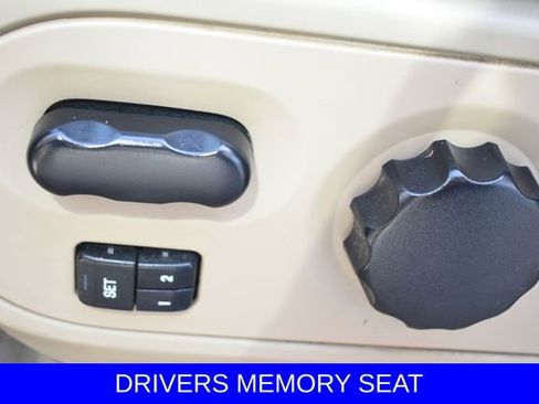 Used 2007 Ford F150 Lariat AWD/4WD image 4